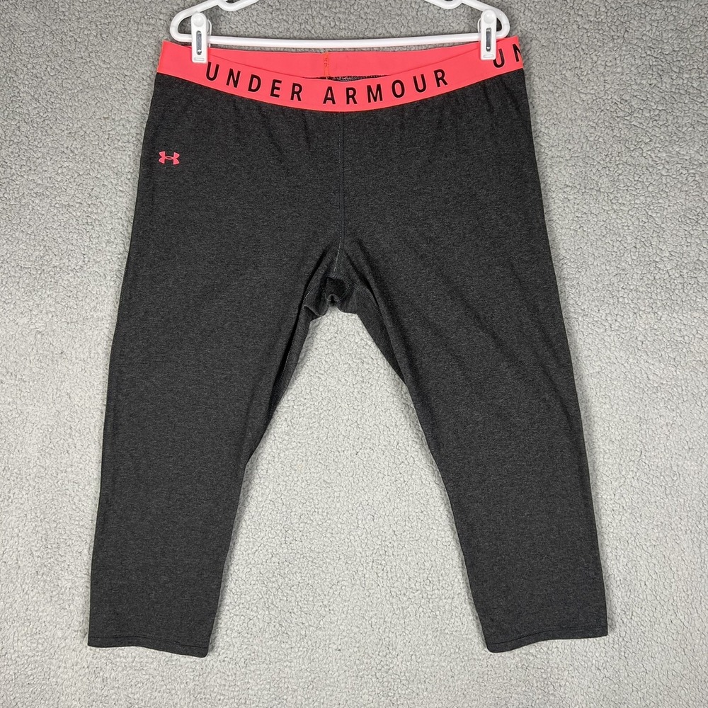 Under Armour Womens Stretch Yoga Capri Pants Pink Elastic Waist Measures 36x22
